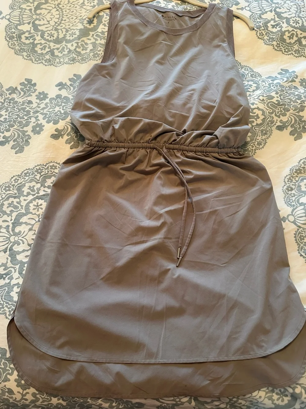 Athleta Rincon Dress, Decadent Tan, with an elasticated waistband size S - Picture 9 of 13